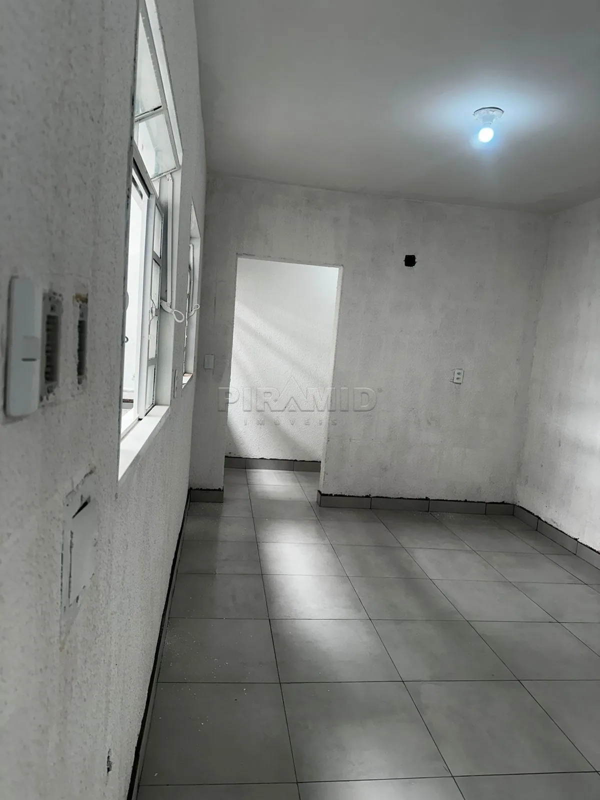 Alugar Comercial / Galp&atilde;o  Barrac&atilde;o em Ribeir&atilde;o Preto R$ 7.000,00 - Foto 10