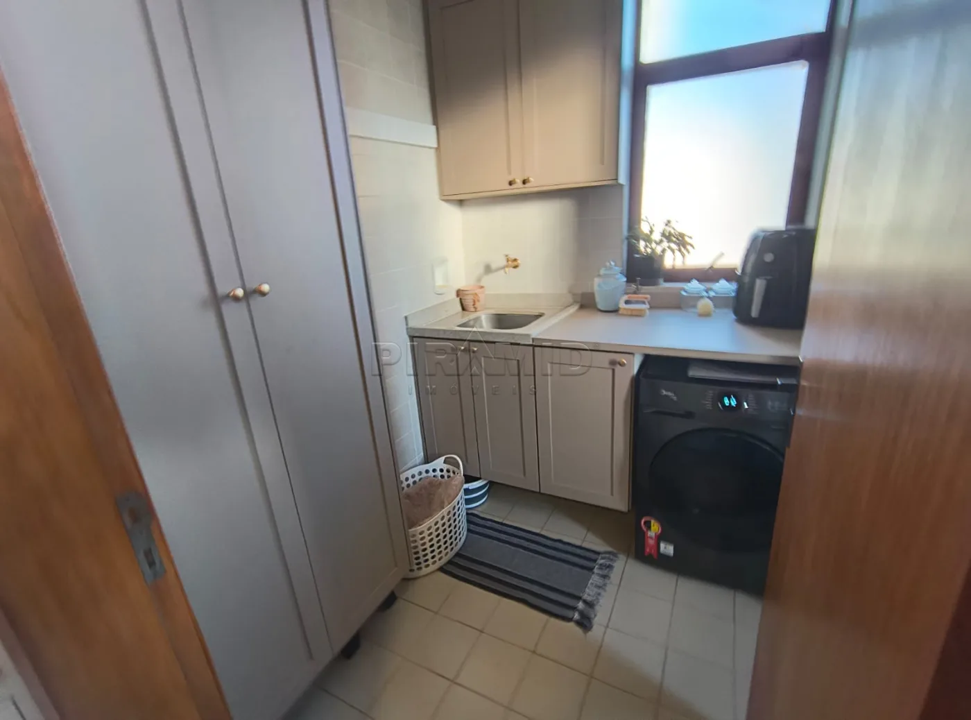 Alugar Apartamento / Padr&atilde;o em Ribeir&atilde;o Preto R$ 1.200,00 - Foto 13