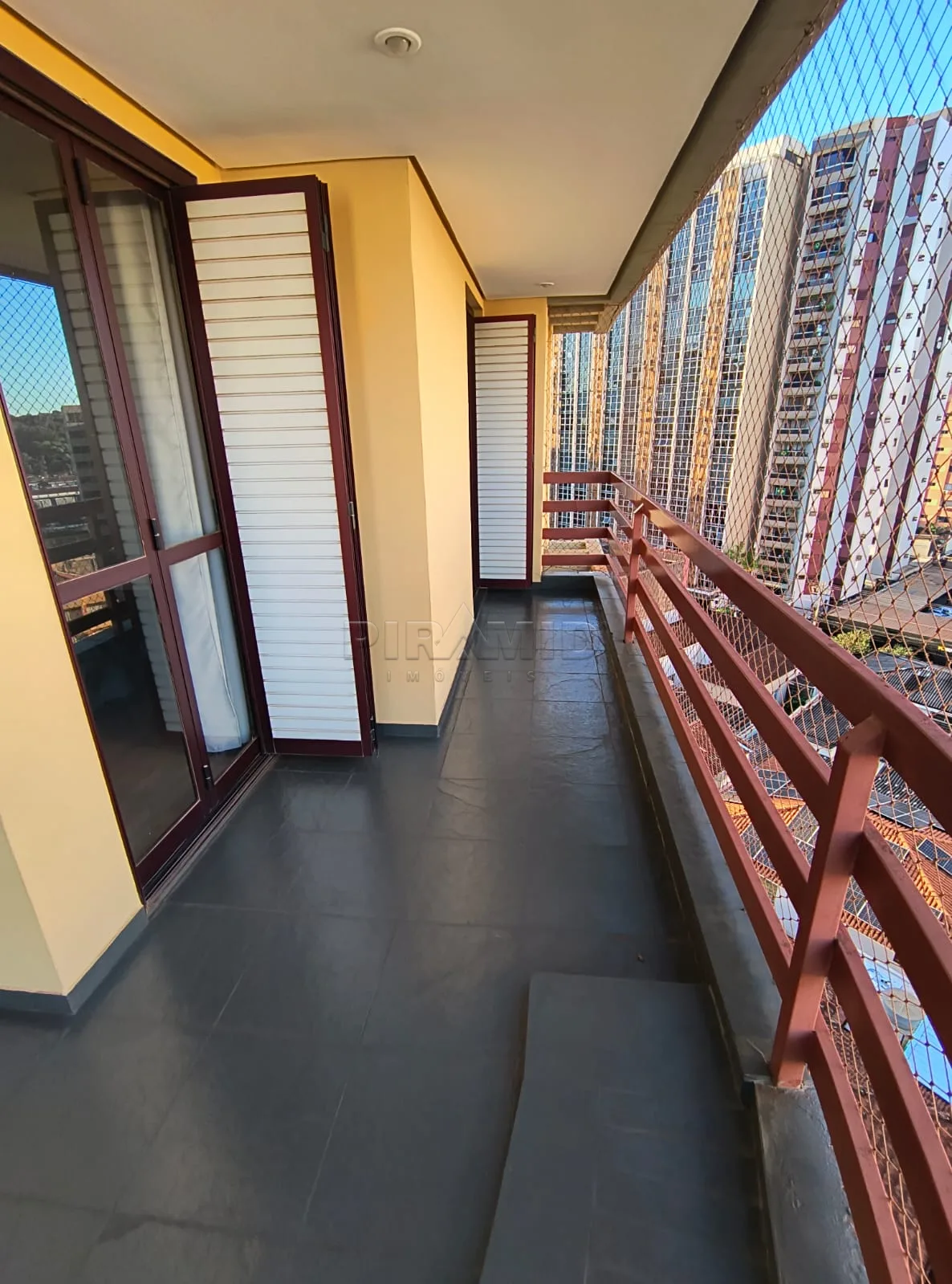 Alugar Apartamento / Padr&atilde;o em Ribeir&atilde;o Preto R$ 1.200,00 - Foto 17