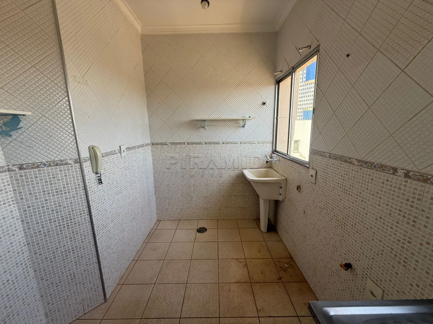 Alugar Apartamento / Padr&atilde;o em Ribeir&atilde;o Preto R$ 1.700,00 - Foto 14