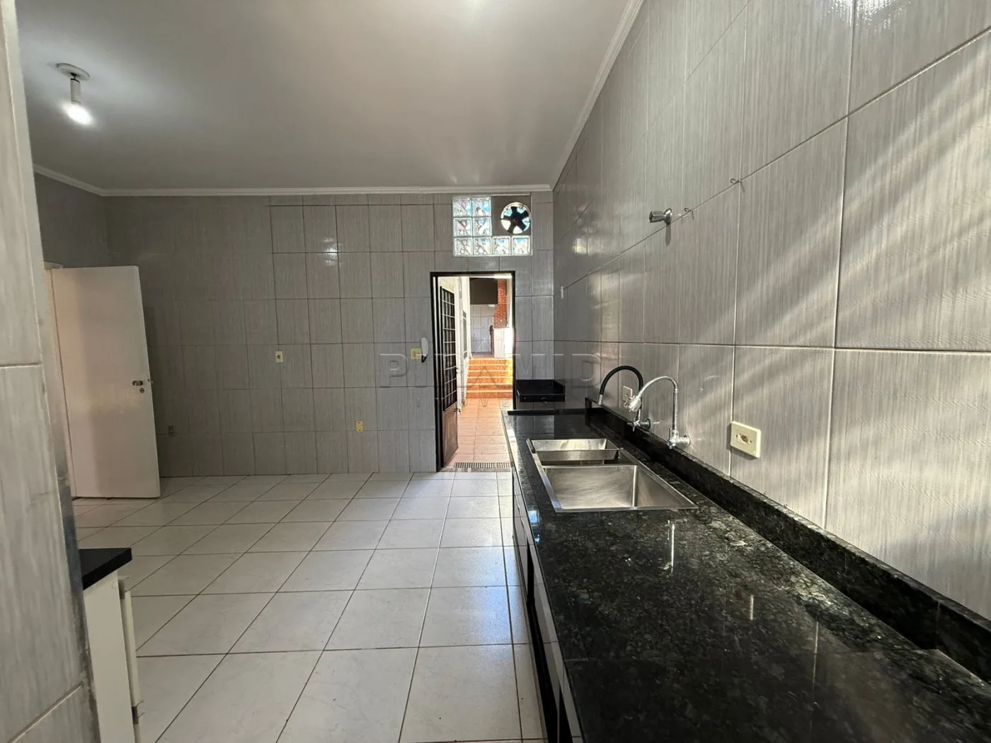 Alugar Casa / Padr&atilde;o em Ribeir&atilde;o Preto R$ 4.350,00 - Foto 20
