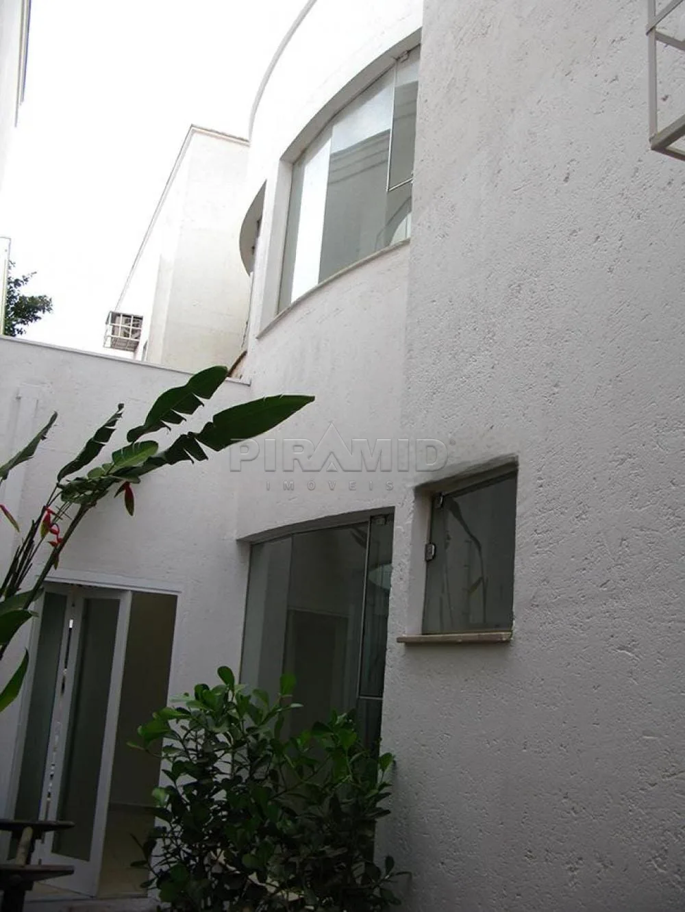 Alugar Comercial / Casa em Ribeir&atilde;o Preto R$ 8.000,00 - Foto 21