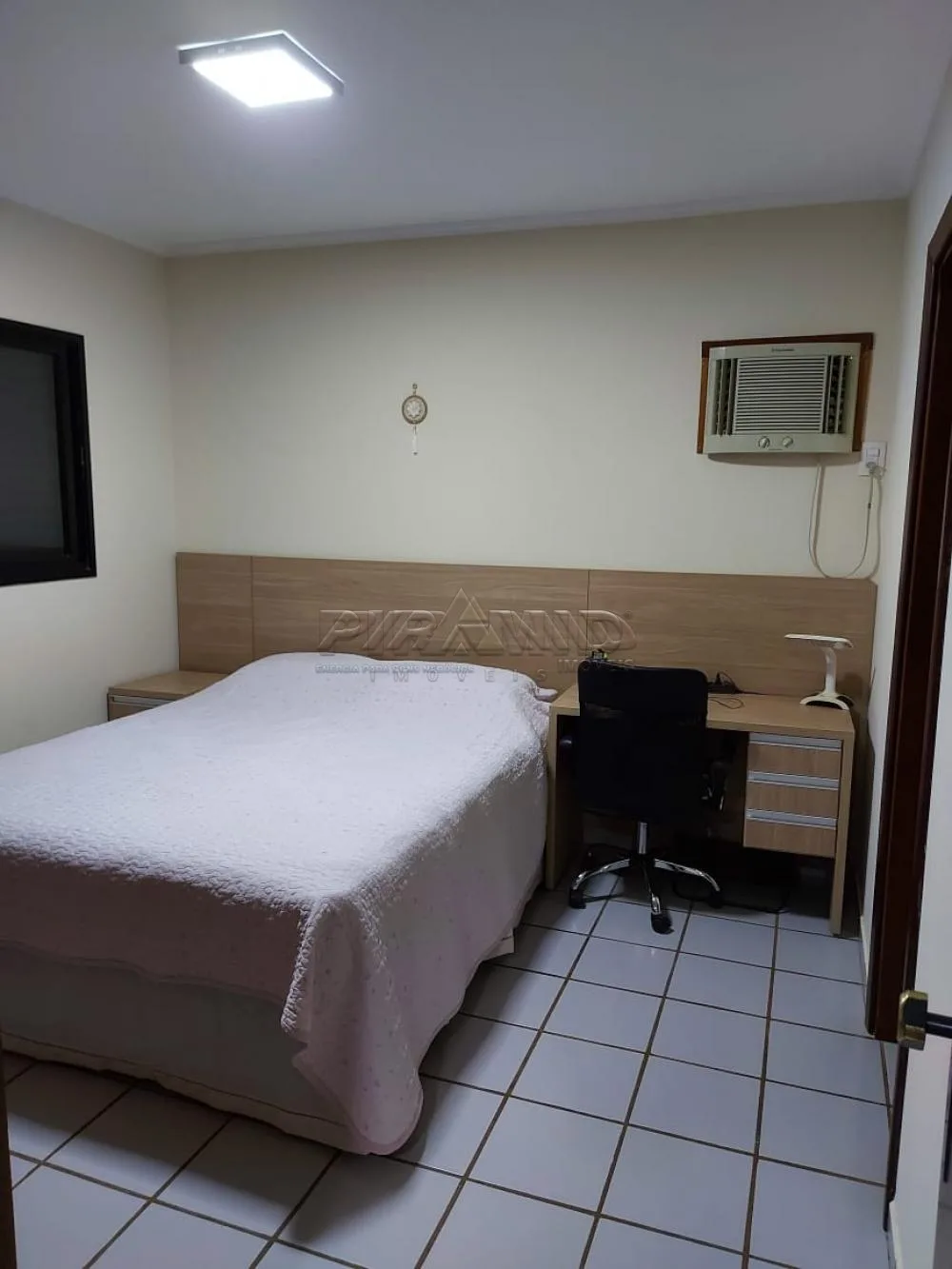 Alugar Apartamento / Padr&atilde;o em Ribeir&atilde;o Preto R$ 1.400,00 - Foto 3