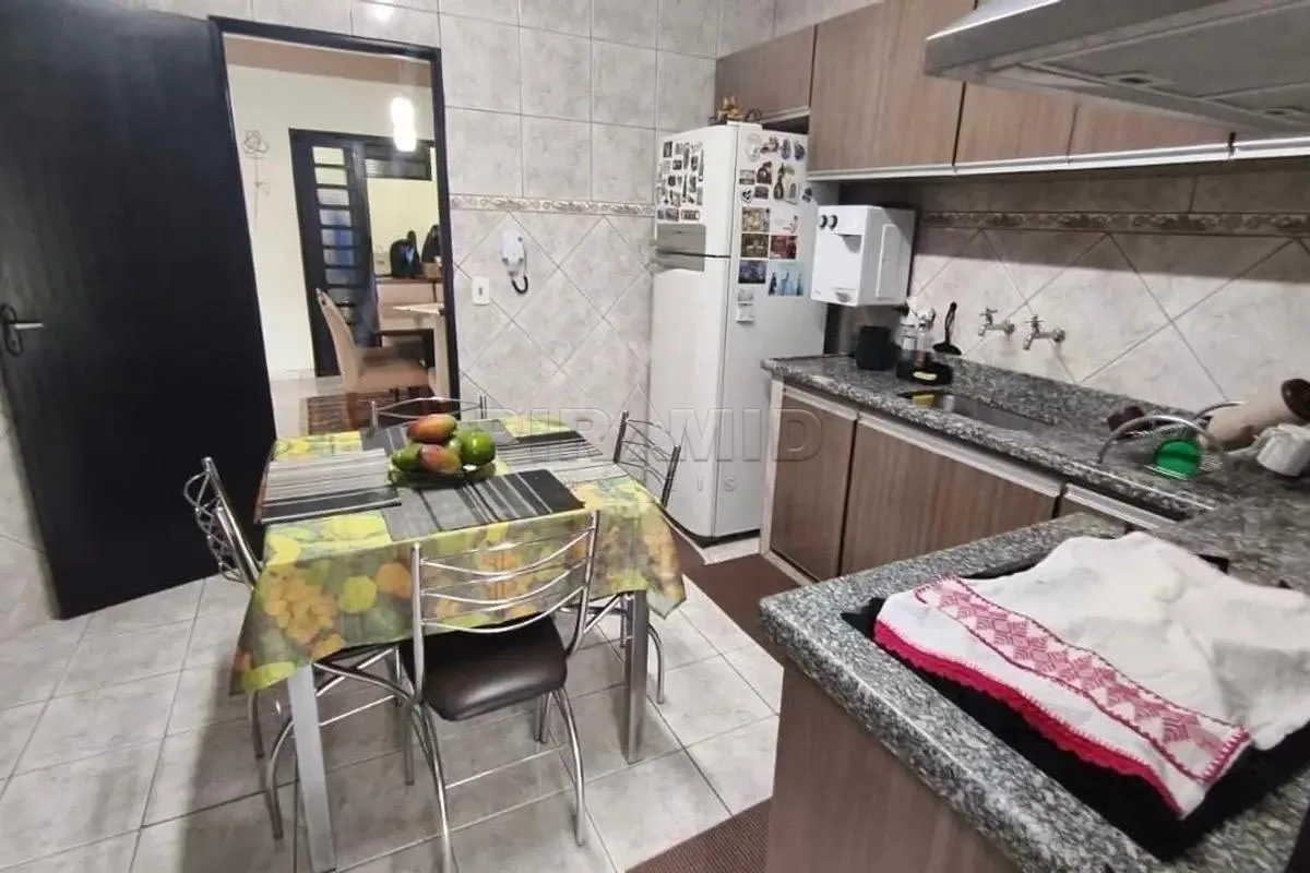 Comprar Casa / Padr&atilde;o em Ribeir&atilde;o Preto R$ 640.000,00 - Foto 13