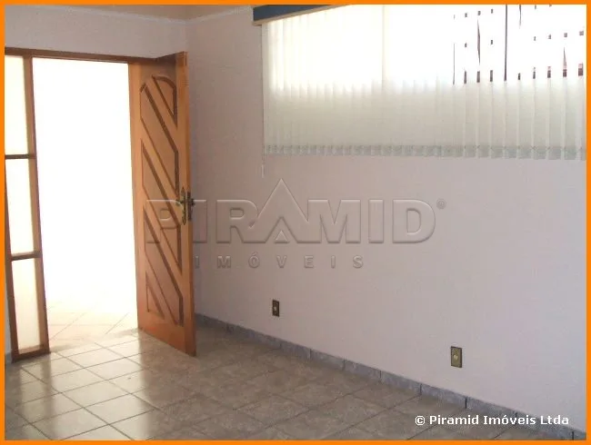 Alugar Casa / Padr&atilde;o em Ribeir&atilde;o Preto R$ 2.600,00 - Foto 1
