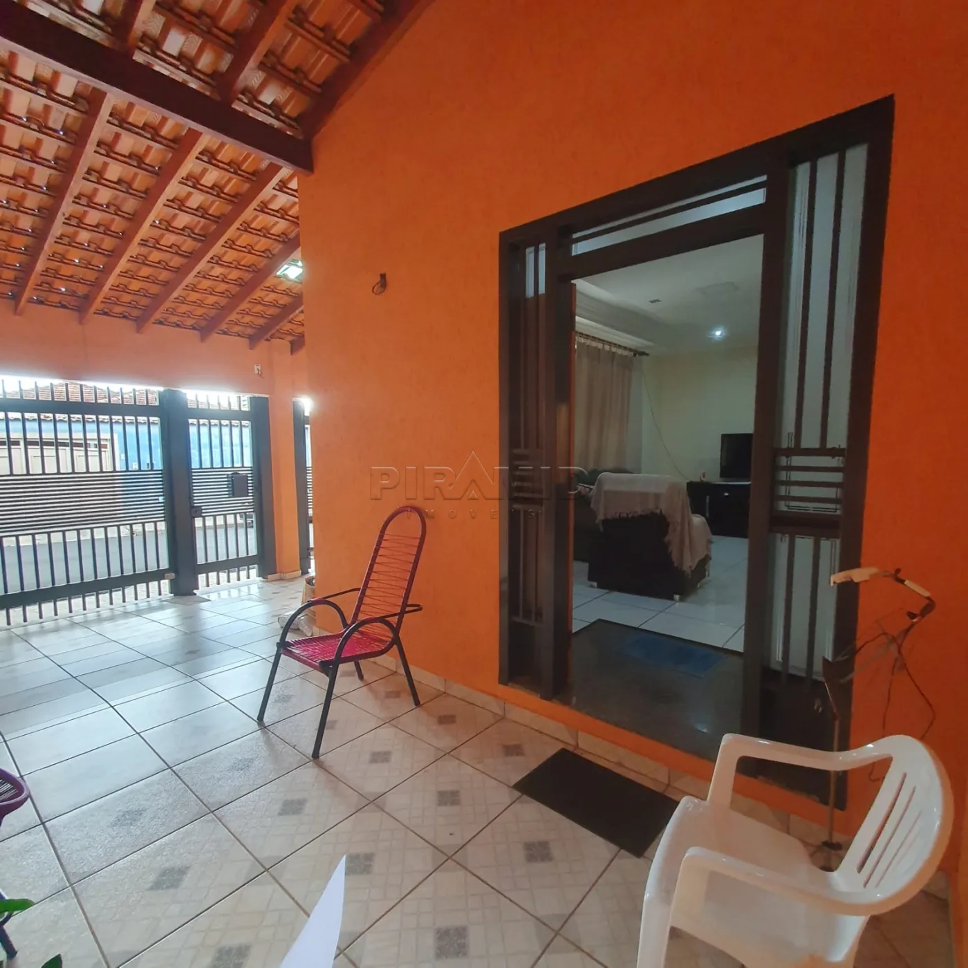 Alugar Casa / Padr&atilde;o em Ribeir&atilde;o Preto R$ 1.700,00 - Foto 2