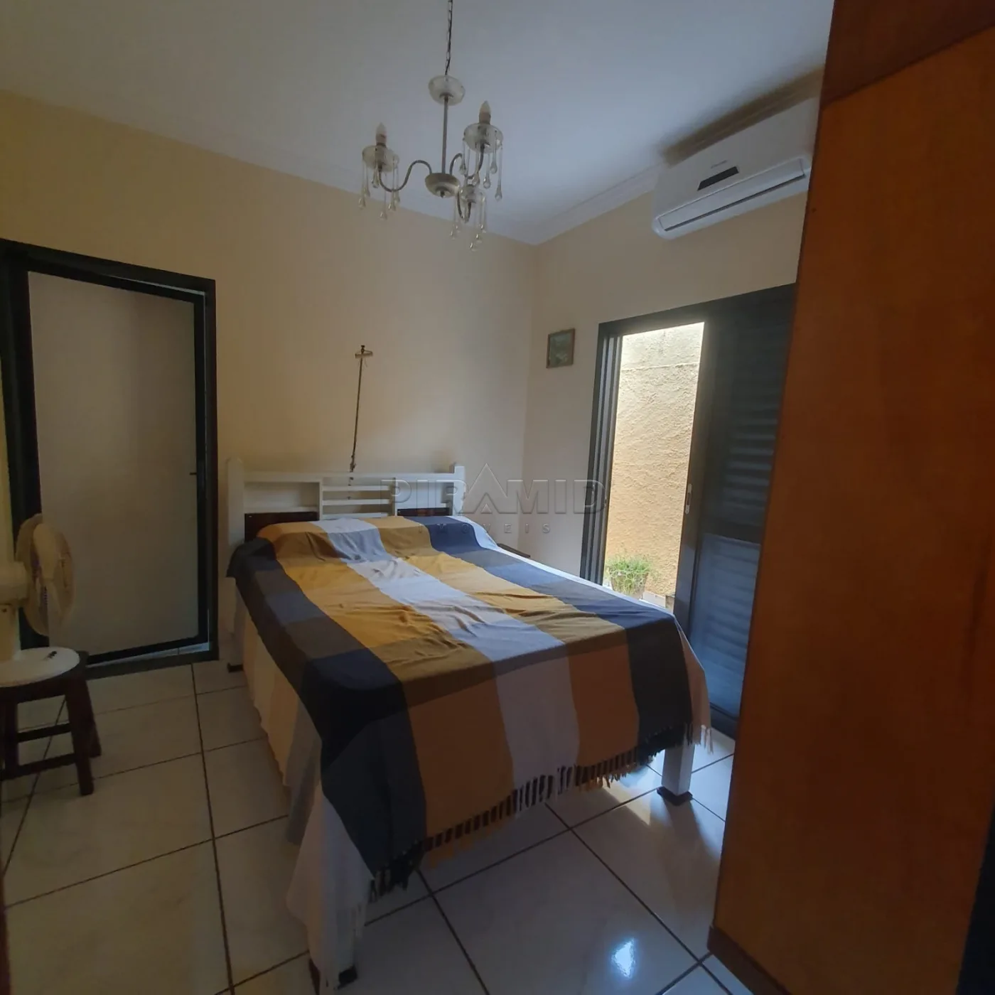 Alugar Casa / Padr&atilde;o em Ribeir&atilde;o Preto R$ 1.700,00 - Foto 10