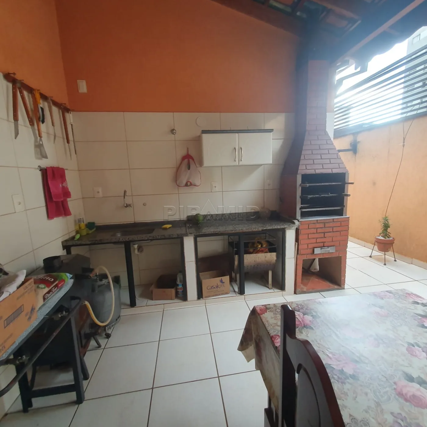 Alugar Casa / Padr&atilde;o em Ribeir&atilde;o Preto R$ 1.700,00 - Foto 21
