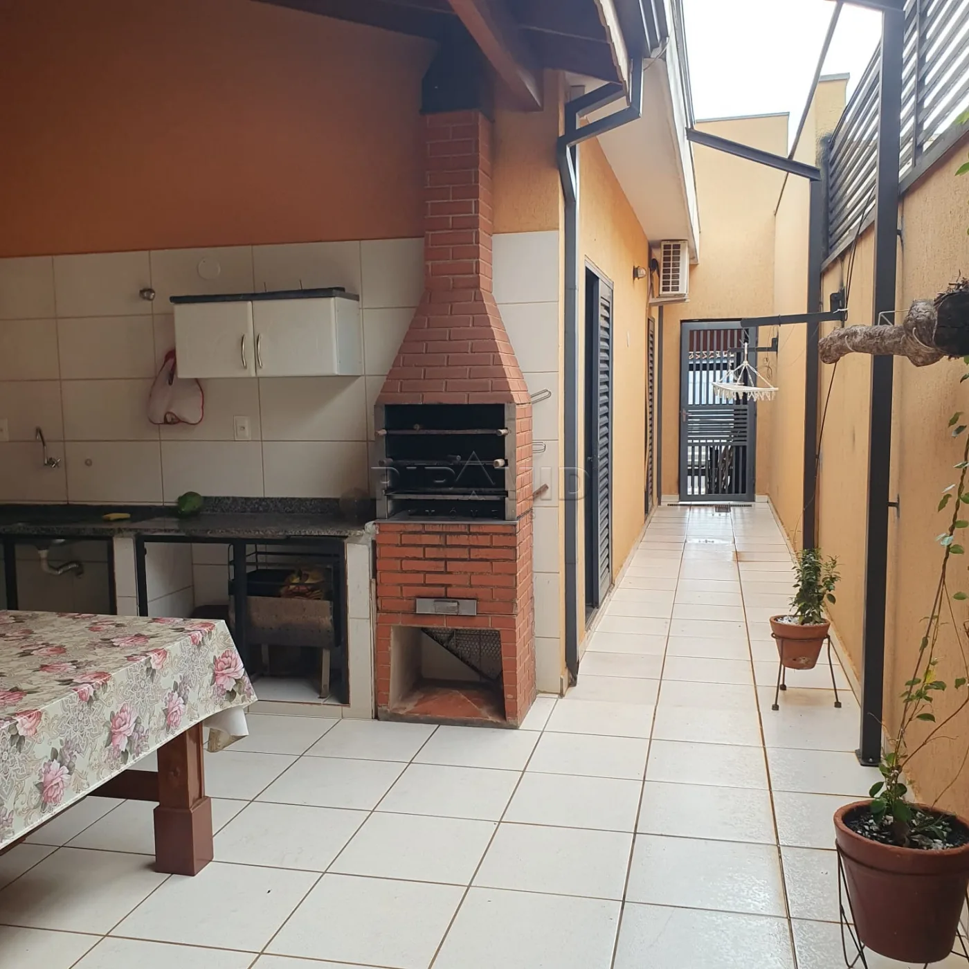 Alugar Casa / Padr&atilde;o em Ribeir&atilde;o Preto R$ 1.700,00 - Foto 22