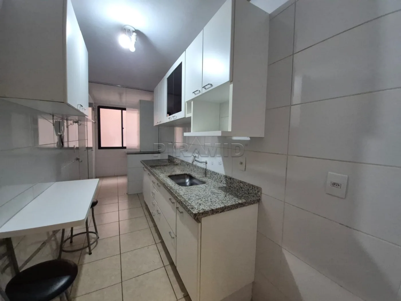 Alugar Apartamento / Padr&atilde;o em Ribeir&atilde;o Preto R$ 2.400,00 - Foto 7