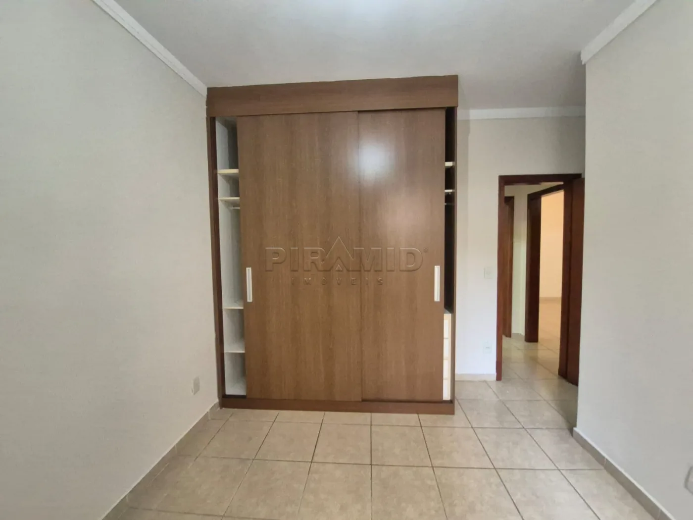 Alugar Apartamento / Padr&atilde;o em Ribeir&atilde;o Preto R$ 2.400,00 - Foto 9