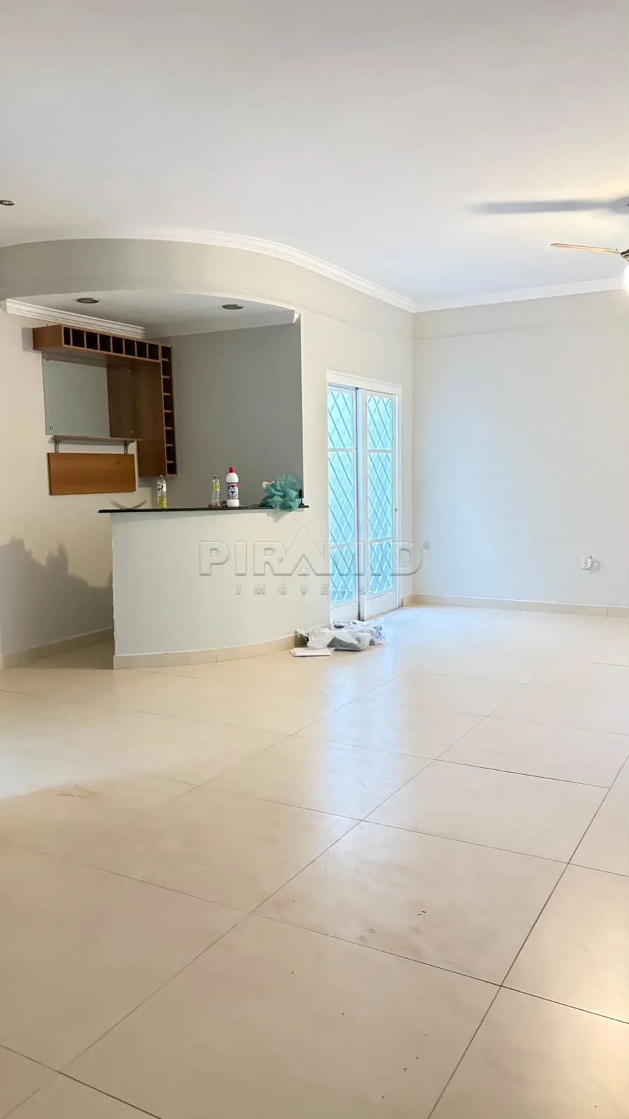 Comprar Casa / Padr&atilde;o em Ribeir&atilde;o Preto R$ 450.000,00 - Foto 3