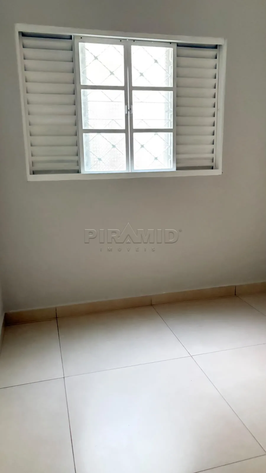 Comprar Casa / Padr&atilde;o em Ribeir&atilde;o Preto R$ 450.000,00 - Foto 8