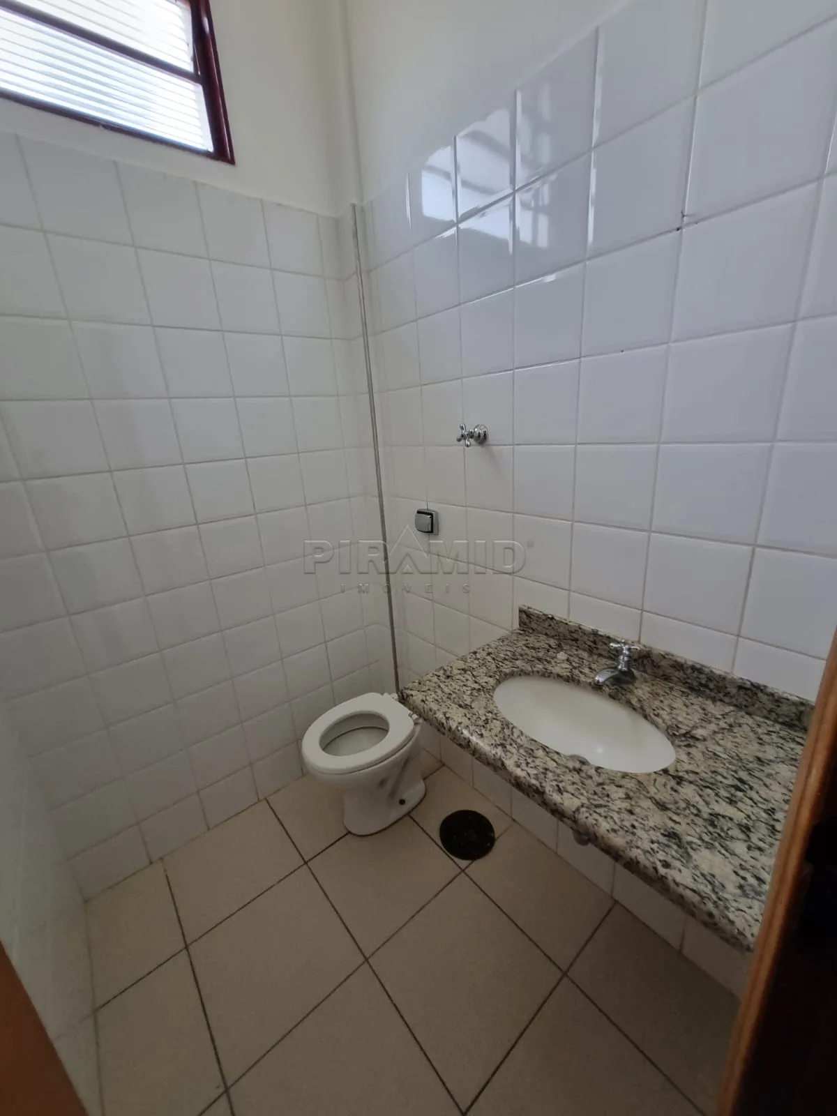 Alugar Comercial / Sala em Ribeir&atilde;o Preto R$ 1.600,00 - Foto 4