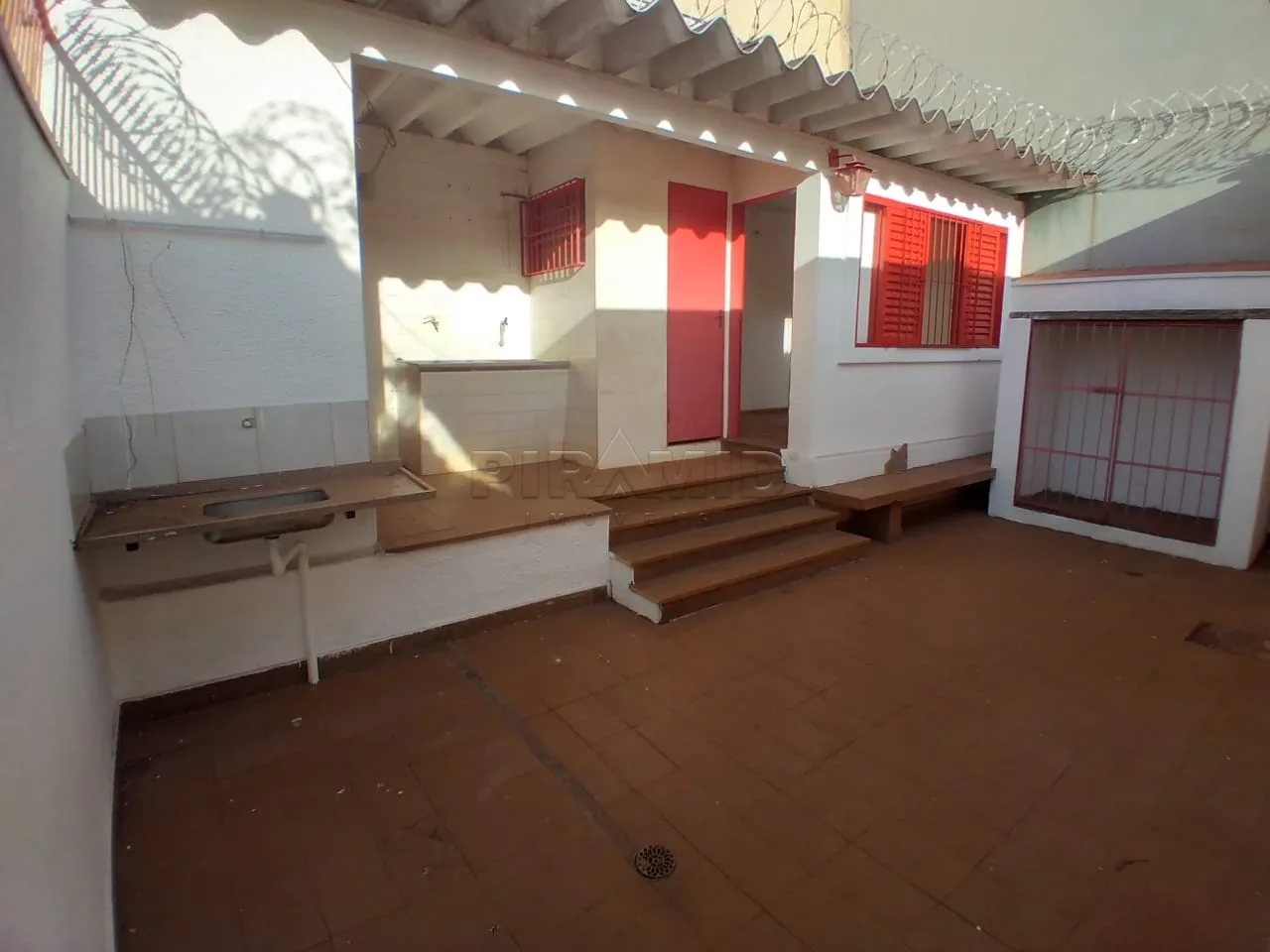Alugar Casa / Padr&atilde;o em Ribeir&atilde;o Preto R$ 1.800,00 - Foto 11