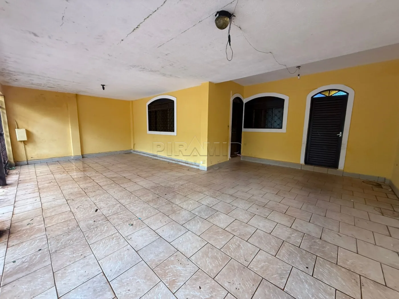 Alugar Casa / Padr&atilde;o em Ribeir&atilde;o Preto R$ 1.500,00 - Foto 1