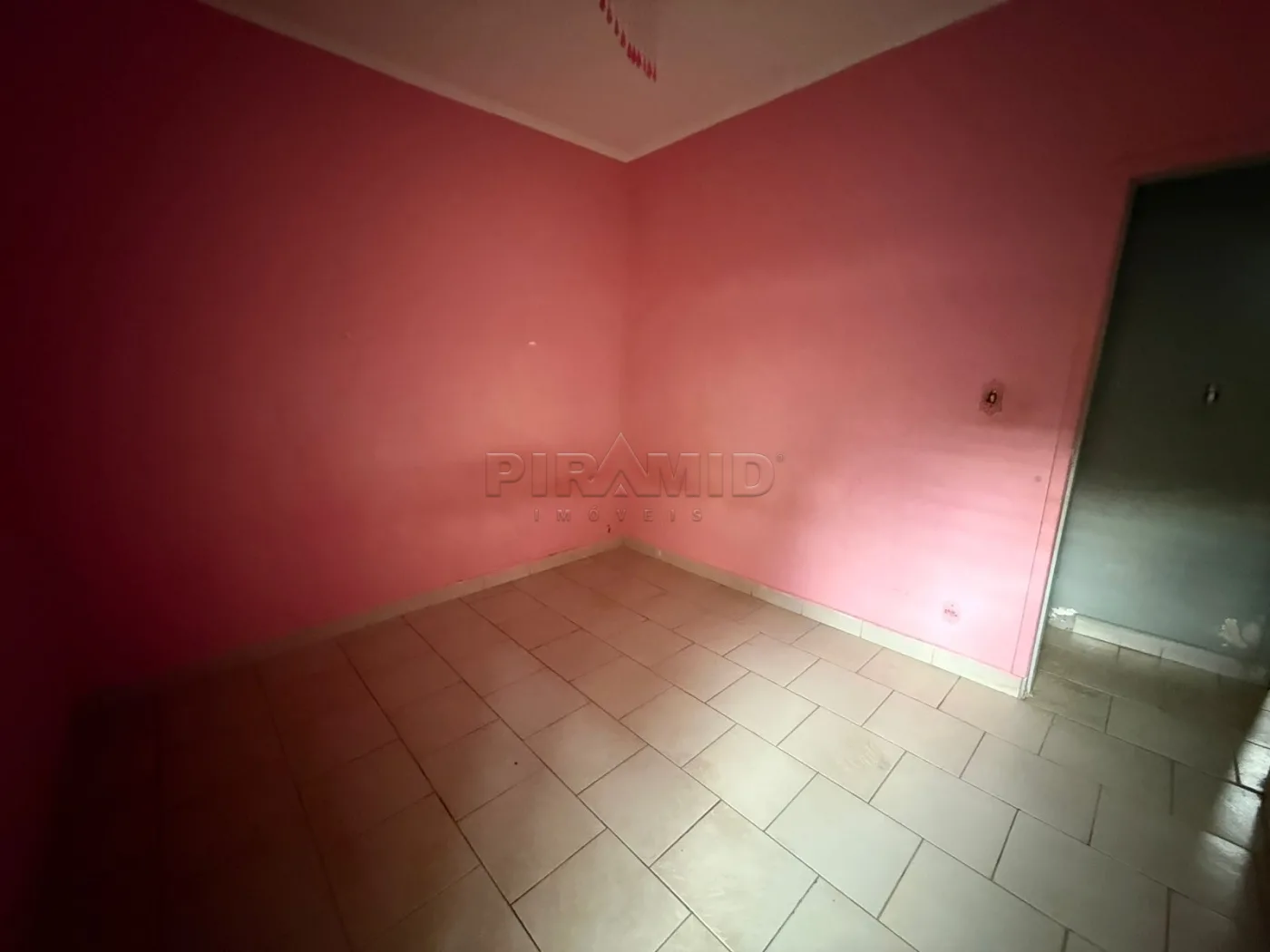 Alugar Casa / Padr&atilde;o em Ribeir&atilde;o Preto R$ 1.500,00 - Foto 12