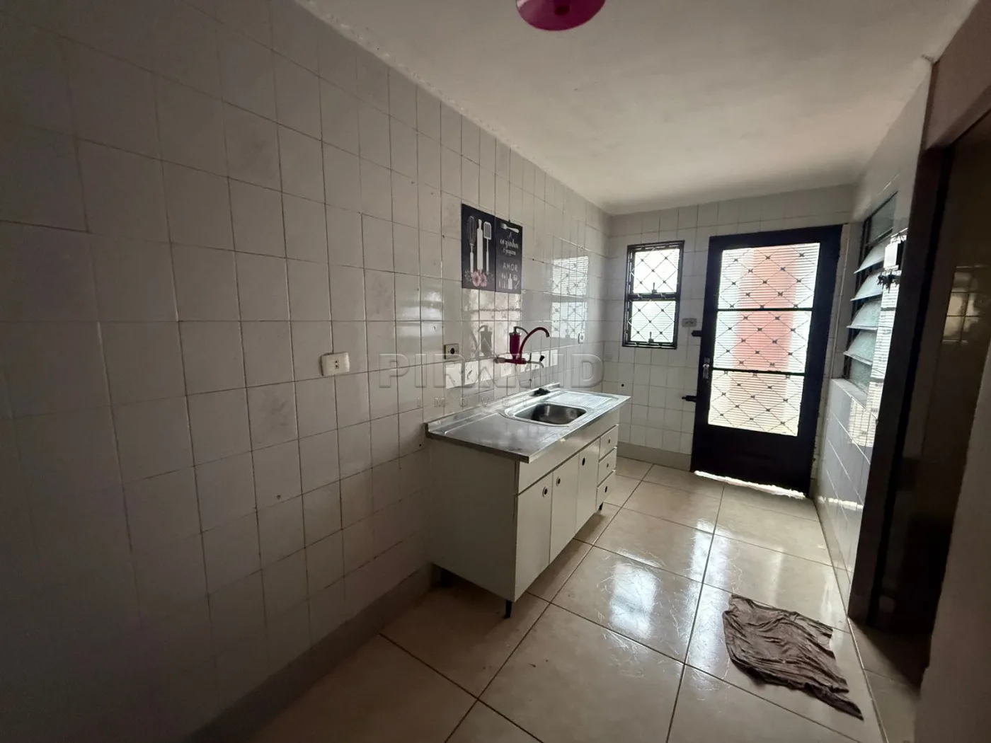 Alugar Casa / Padr&atilde;o em Ribeir&atilde;o Preto R$ 1.500,00 - Foto 17