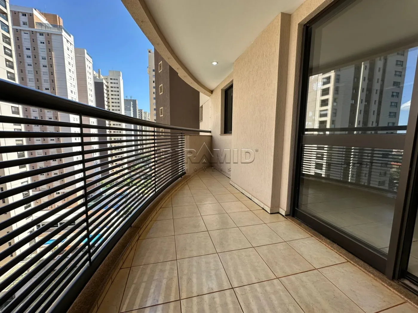 Alugar Apartamento / Padr&atilde;o em Ribeir&atilde;o Preto R$ 4.100,00 - Foto 5