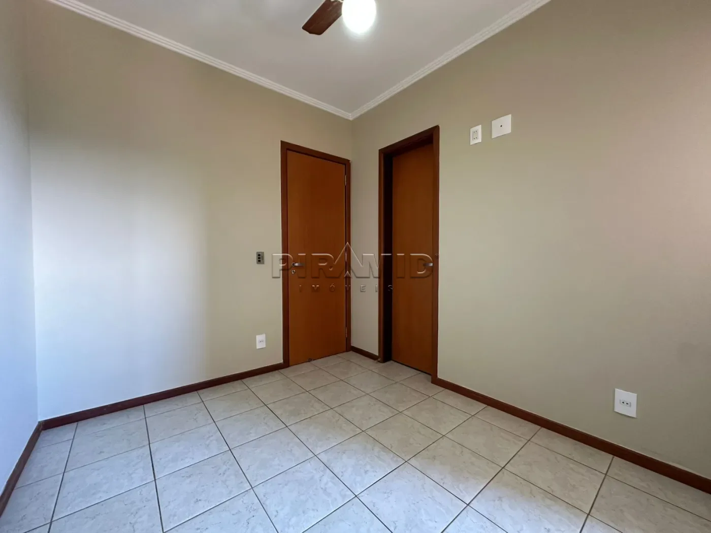 Alugar Apartamento / Padr&atilde;o em Ribeir&atilde;o Preto R$ 4.100,00 - Foto 7