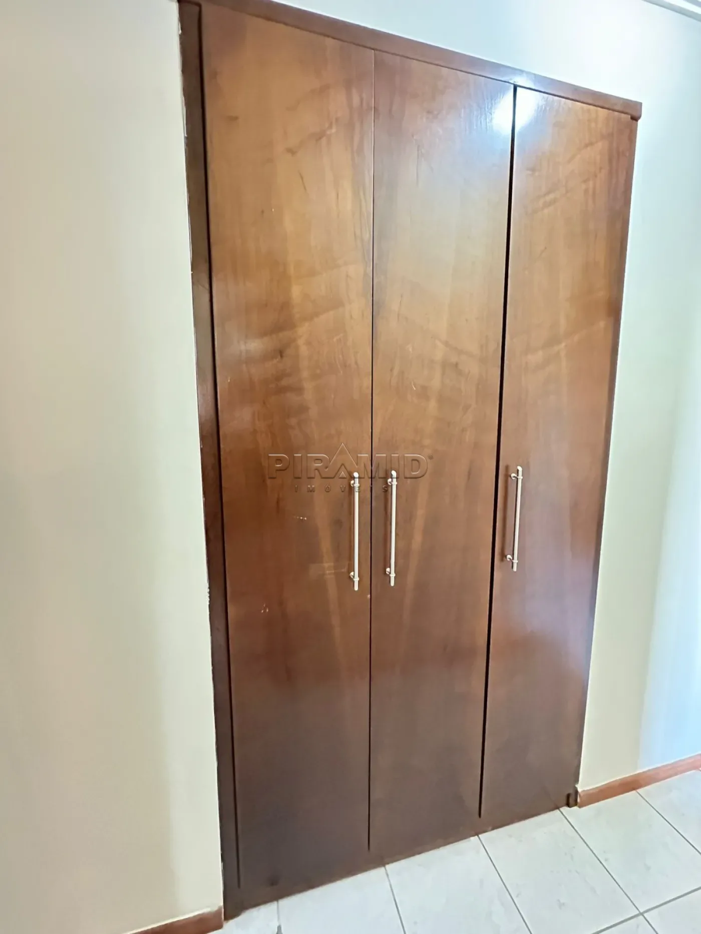 Alugar Apartamento / Padr&atilde;o em Ribeir&atilde;o Preto R$ 4.100,00 - Foto 9