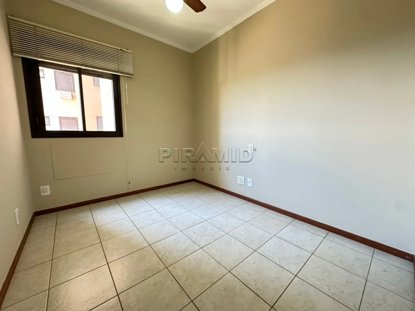 Alugar Apartamento / Padr&atilde;o em Ribeir&atilde;o Preto R$ 4.100,00 - Foto 15