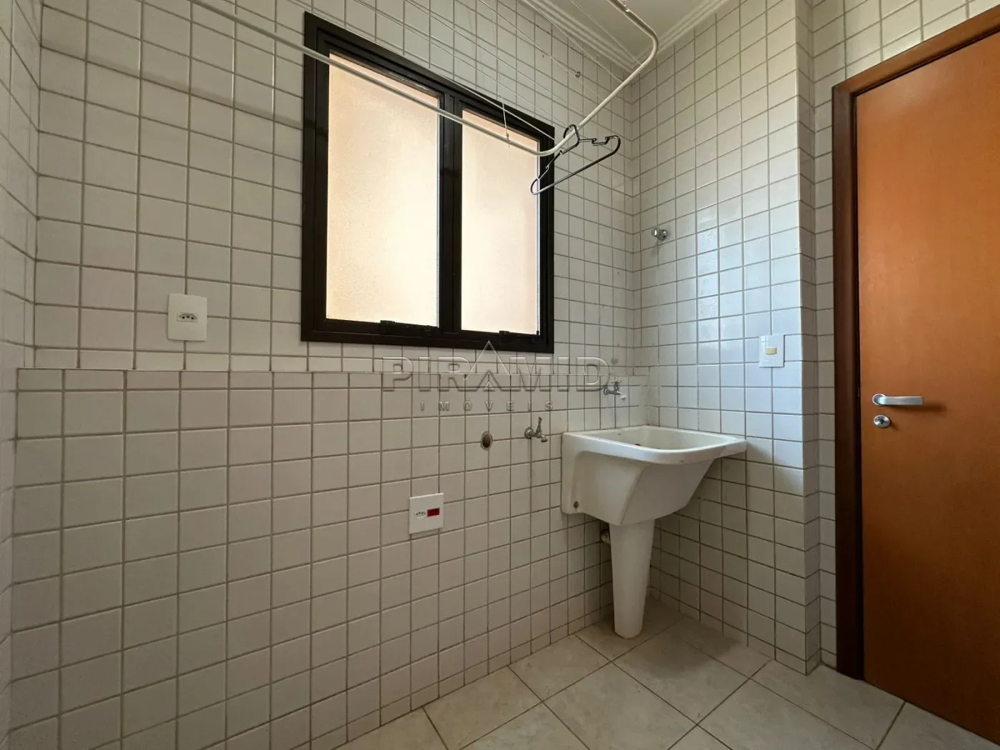 Alugar Apartamento / Padr&atilde;o em Ribeir&atilde;o Preto R$ 4.100,00 - Foto 21