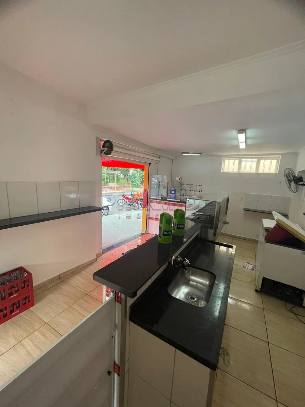 Alugar Comercial / Sal&atilde;o em Ribeir&atilde;o Preto R$ 2.700,00 - Foto 10