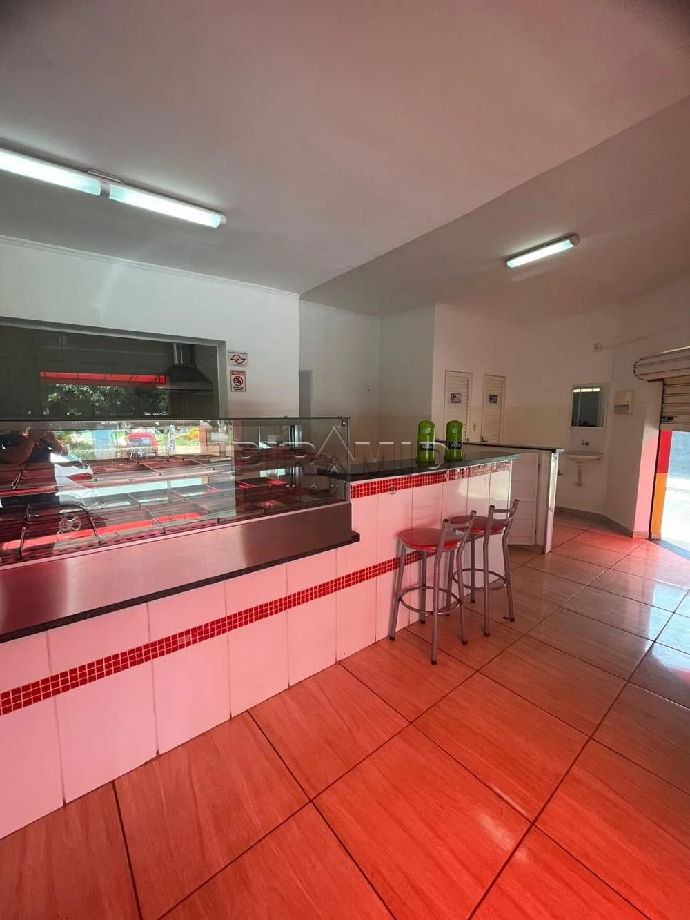 Alugar Comercial / Sal&atilde;o em Ribeir&atilde;o Preto R$ 2.700,00 - Foto 11