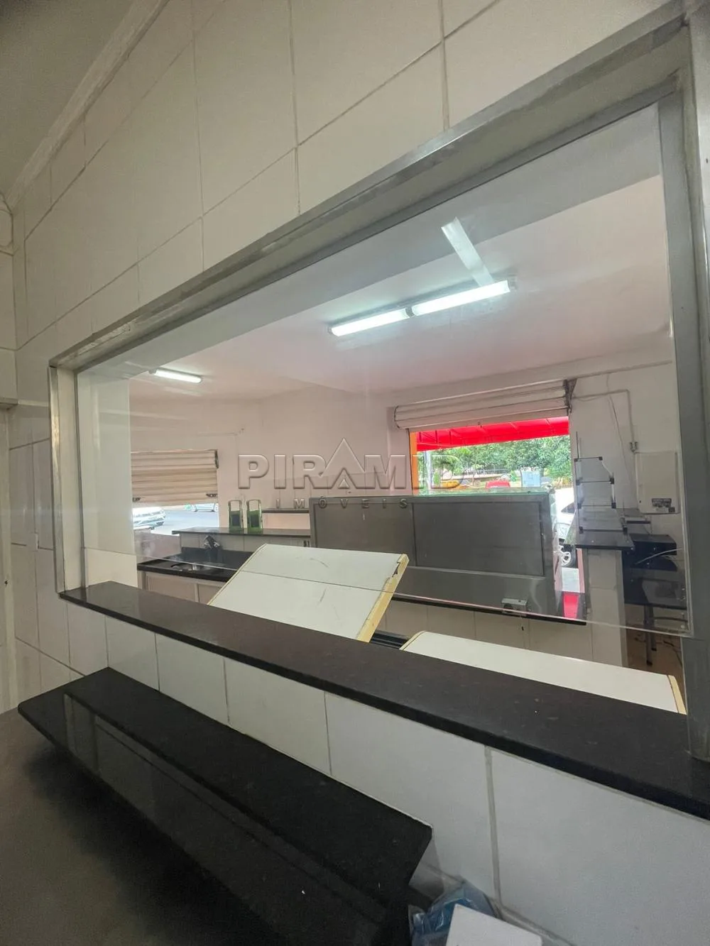 Alugar Comercial / Sal&atilde;o em Ribeir&atilde;o Preto R$ 2.700,00 - Foto 13