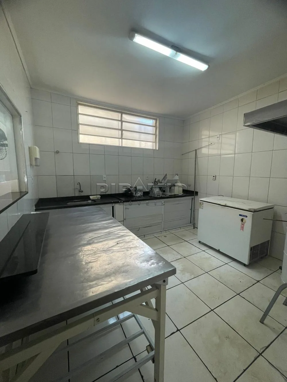 Alugar Comercial / Sal&atilde;o em Ribeir&atilde;o Preto R$ 2.700,00 - Foto 15