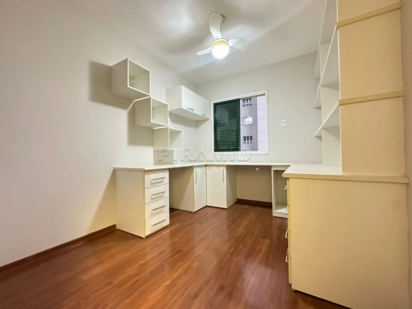 Alugar Apartamento / Padr&atilde;o em Ribeir&atilde;o Preto R$ 2.600,00 - Foto 13