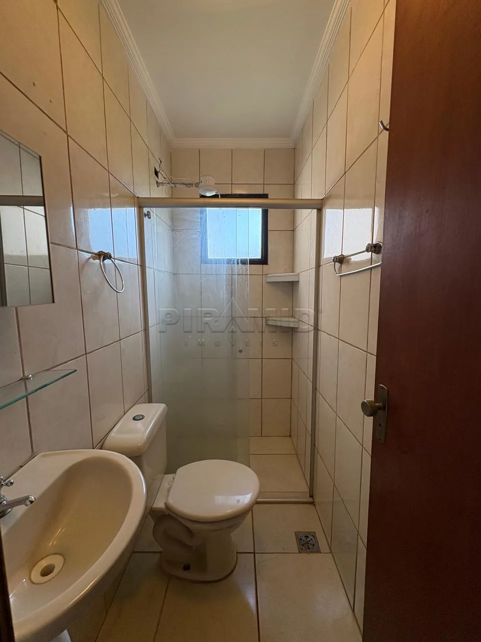 Alugar Apartamento / Padr&atilde;o em Ribeir&atilde;o Preto R$ 1.200,00 - Foto 8