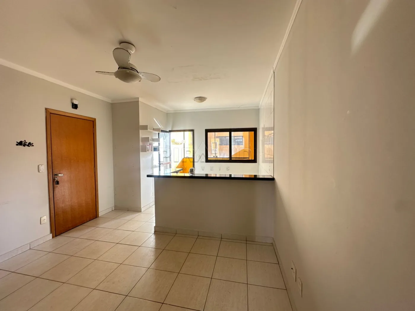 Alugar Apartamento / Padr&atilde;o em Ribeir&atilde;o Preto R$ 1.200,00 - Foto 3