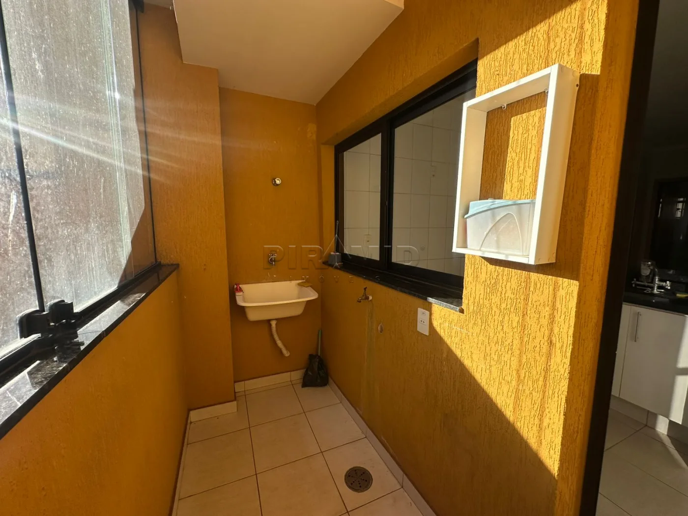 Alugar Apartamento / Padr&atilde;o em Ribeir&atilde;o Preto R$ 1.200,00 - Foto 9