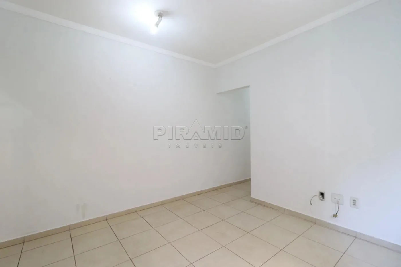 Alugar Apartamento / Padr&atilde;o em Ribeir&atilde;o Preto R$ 1.900,00 - Foto 4
