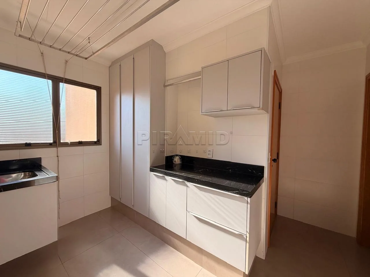 Alugar Apartamento / Padr&atilde;o em Ribeir&atilde;o Preto R$ 4.800,00 - Foto 15