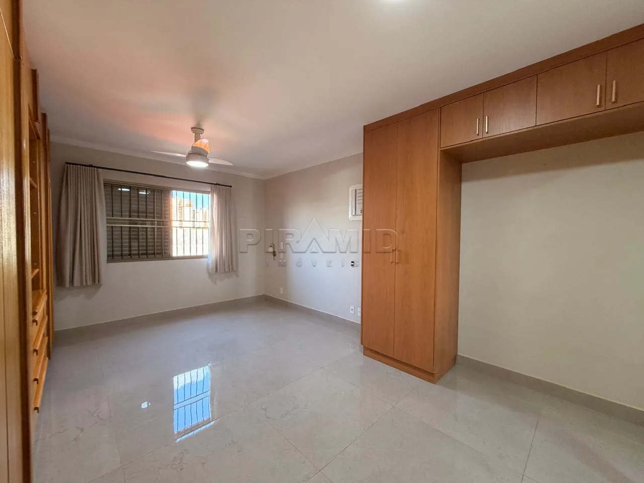 Alugar Apartamento / Padr&atilde;o em Ribeir&atilde;o Preto R$ 4.800,00 - Foto 22