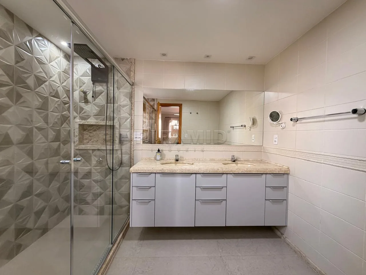 Alugar Apartamento / Padr&atilde;o em Ribeir&atilde;o Preto R$ 4.800,00 - Foto 27