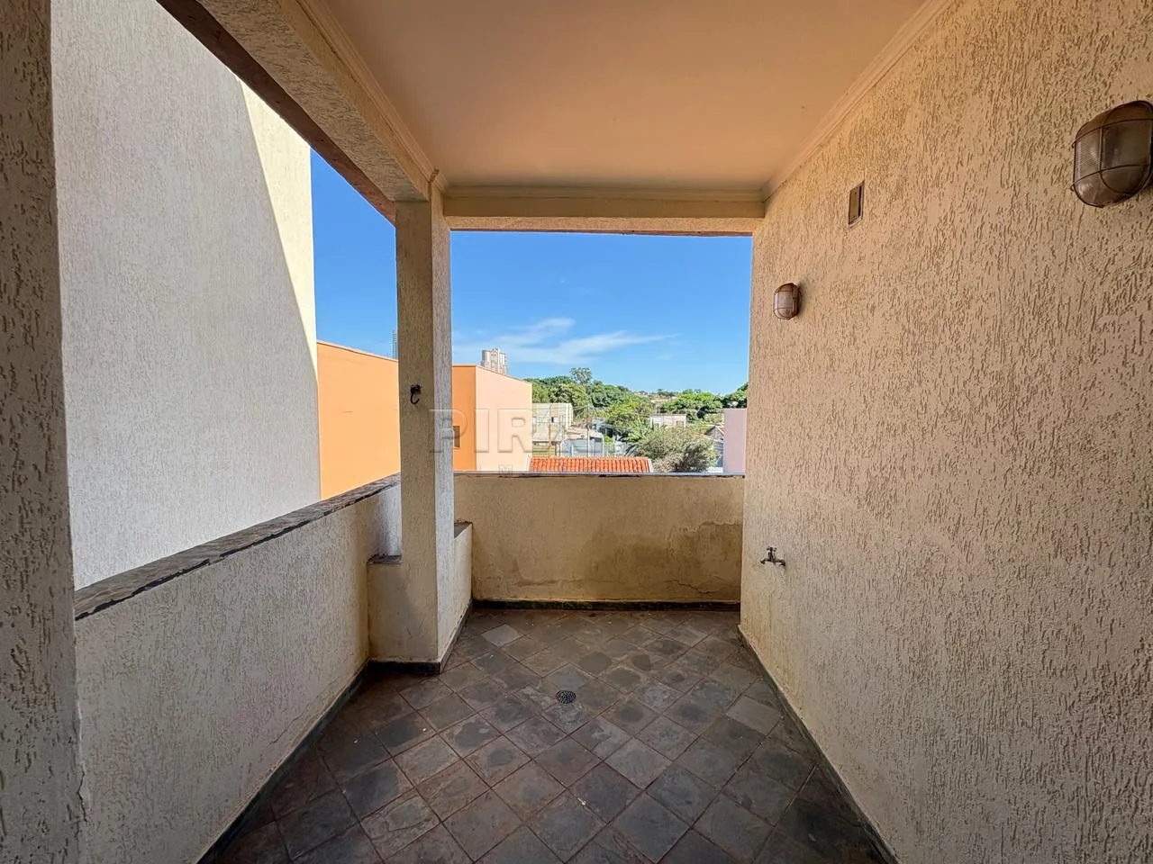 Alugar Apartamento / Padr&atilde;o em Ribeir&atilde;o Preto R$ 1.700,00 - Foto 4