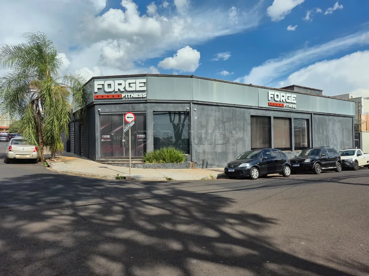 Alugar Comercial / Sal&atilde;o em Ribeir&atilde;o Preto R$ 16.500,00 - Foto 1