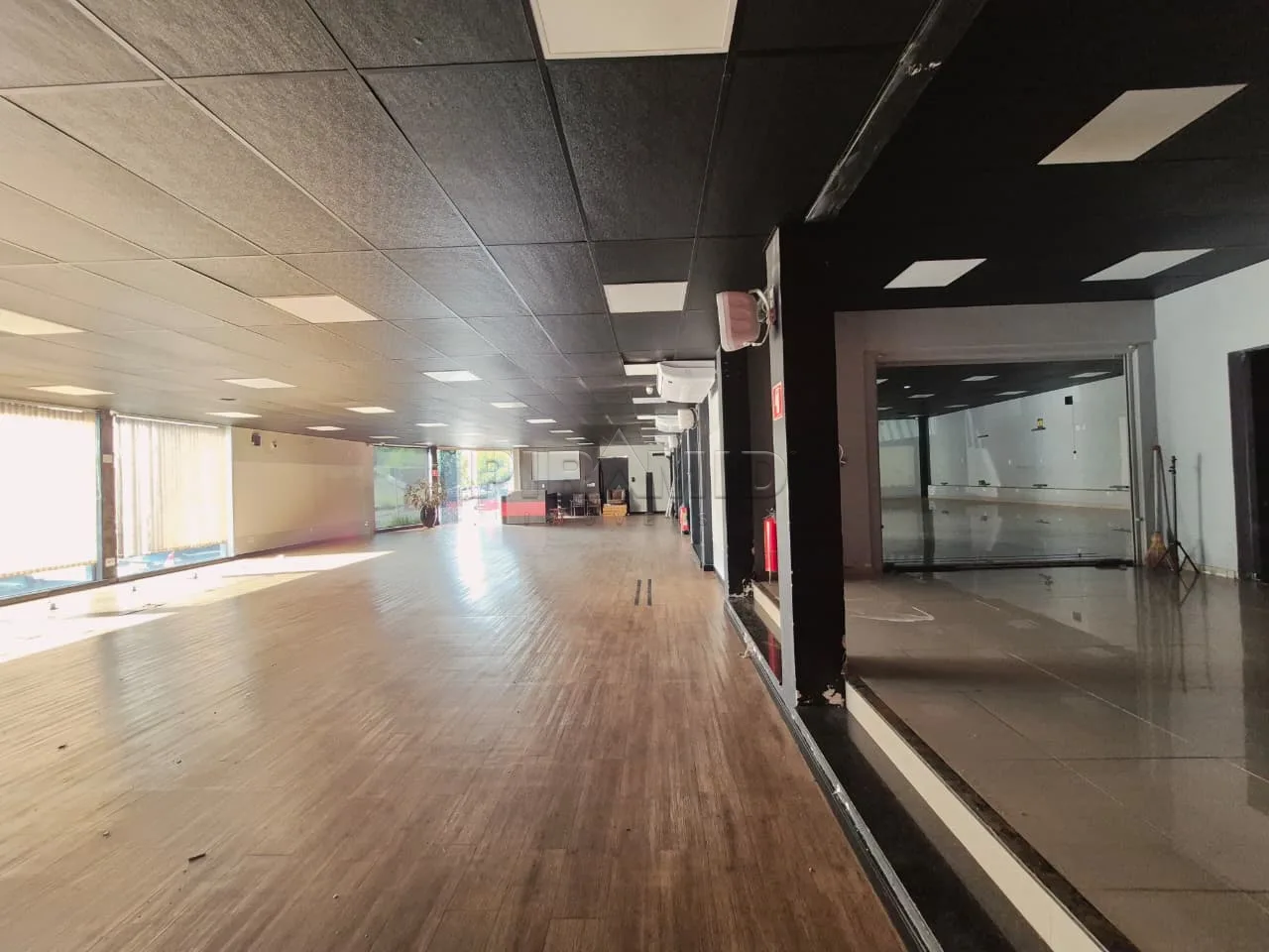 Alugar Comercial / Sal&atilde;o em Ribeir&atilde;o Preto R$ 16.500,00 - Foto 10