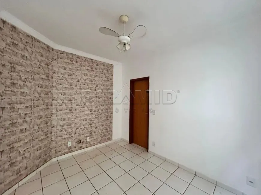 Alugar Apartamento / Padr&atilde;o em Ribeir&atilde;o Preto R$ 1.600,00 - Foto 2