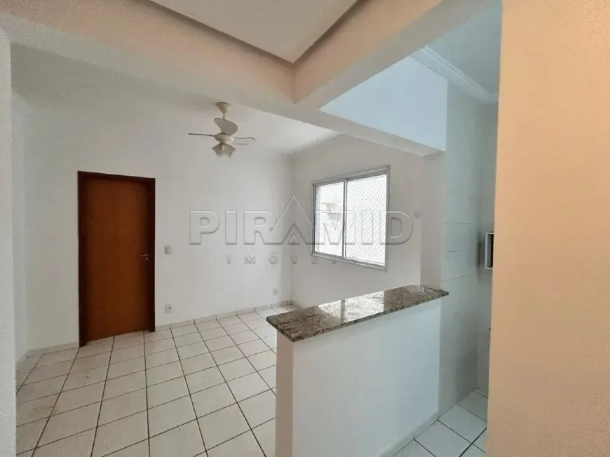 Alugar Apartamento / Padr&atilde;o em Ribeir&atilde;o Preto R$ 1.600,00 - Foto 3