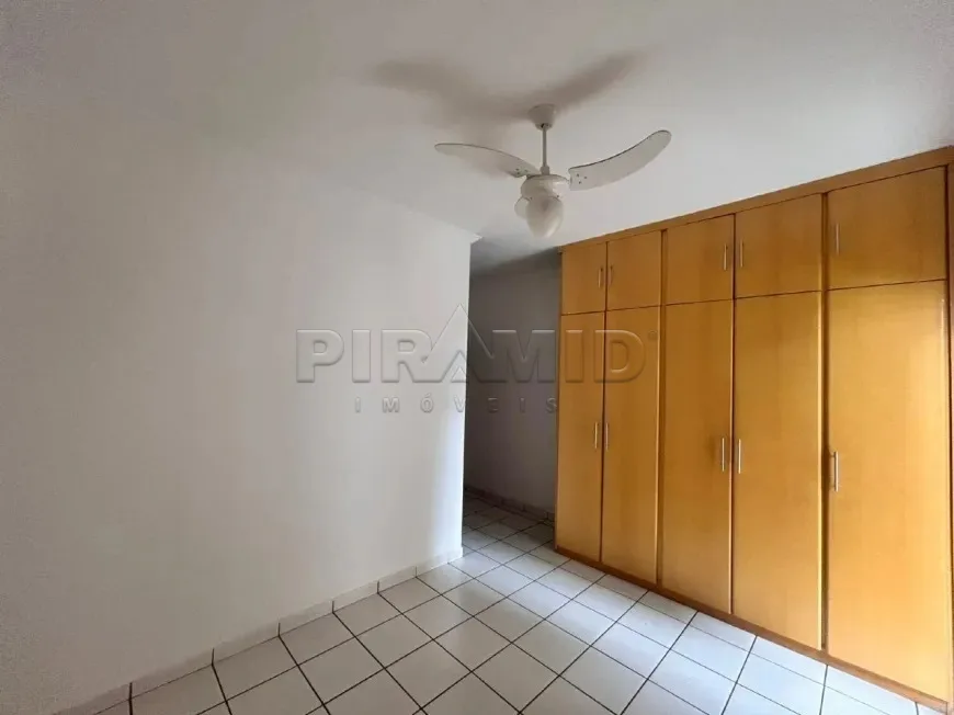 Alugar Apartamento / Padr&atilde;o em Ribeir&atilde;o Preto R$ 1.600,00 - Foto 12