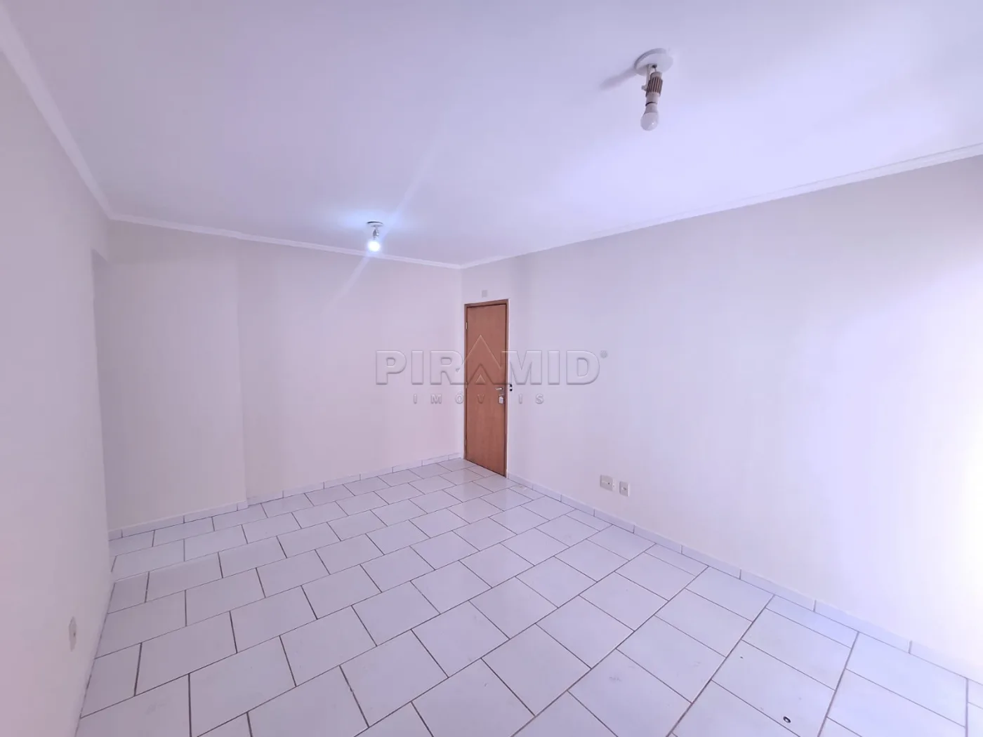 Alugar Apartamento / Padr&atilde;o em Ribeir&atilde;o Preto R$ 1.700,00 - Foto 3