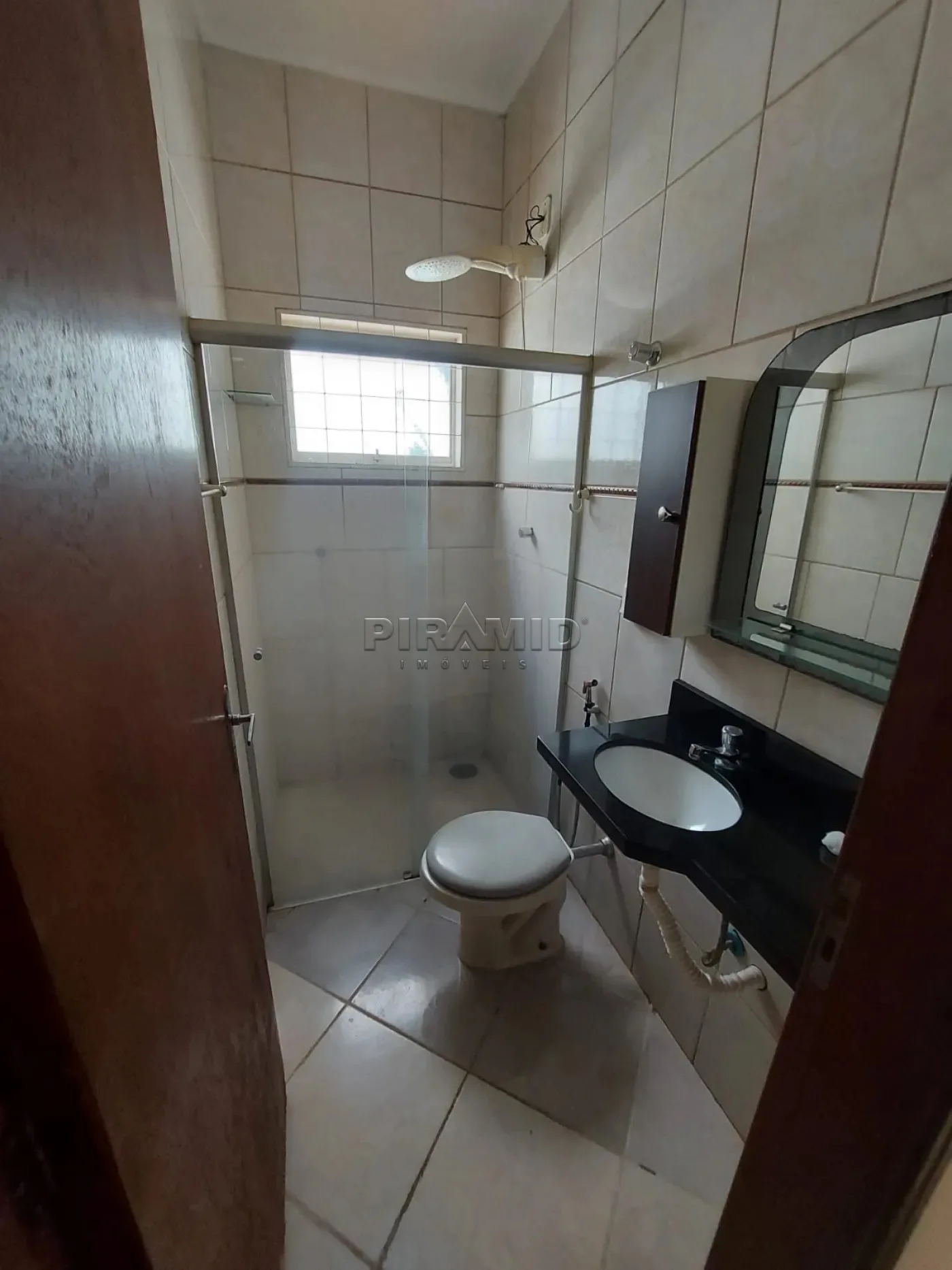 Alugar Casa / Padr&atilde;o em Ribeir&atilde;o Preto R$ 3.000,00 - Foto 9