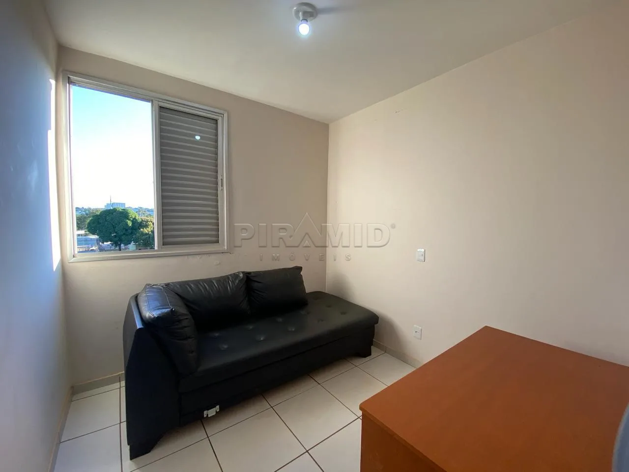Alugar Apartamento / Padr&atilde;o em Ribeir&atilde;o Preto R$ 1.100,00 - Foto 10