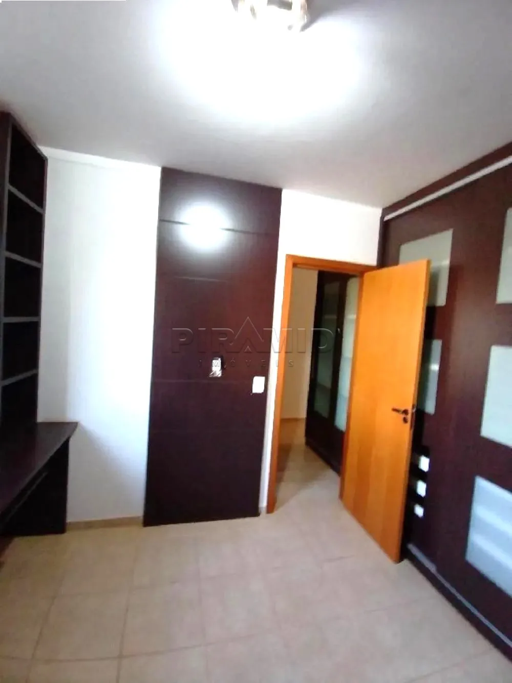 Alugar Apartamento / Padr&atilde;o em Ribeir&atilde;o Preto R$ 3.500,00 - Foto 17