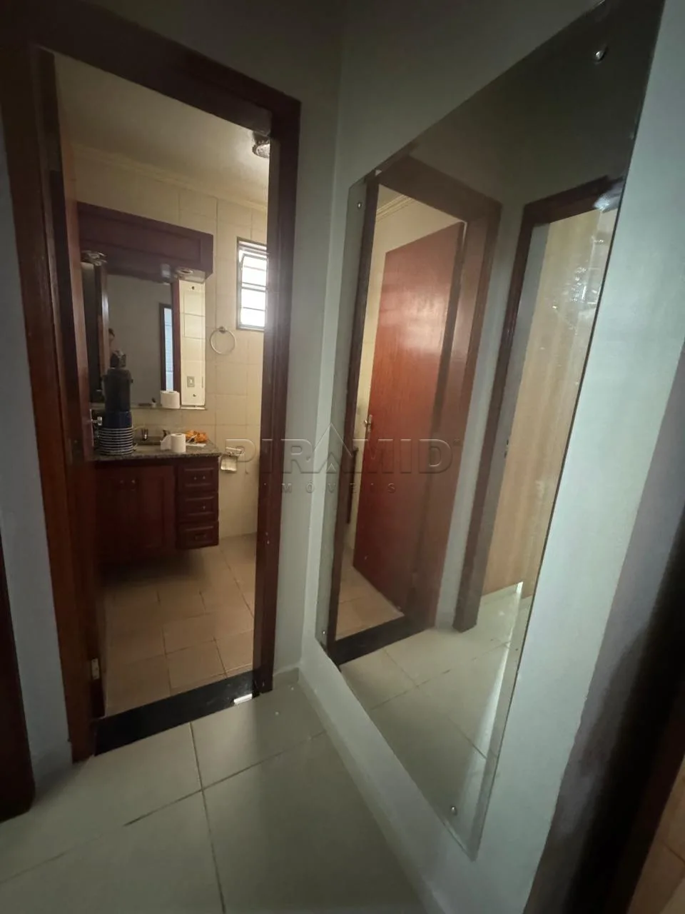 Alugar Apartamento / Padr&atilde;o em Ribeir&atilde;o Preto R$ 2.300,00 - Foto 12